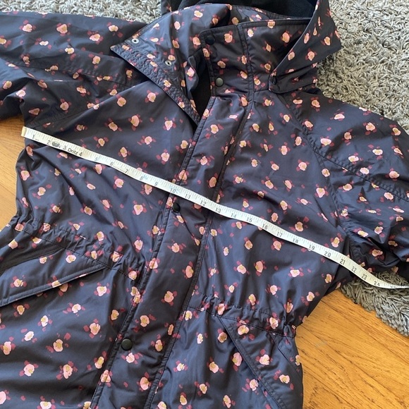 Cabi Rainy Day Jacket floral parka winter coat black anorak women’s size Small - Picture 14 of 16